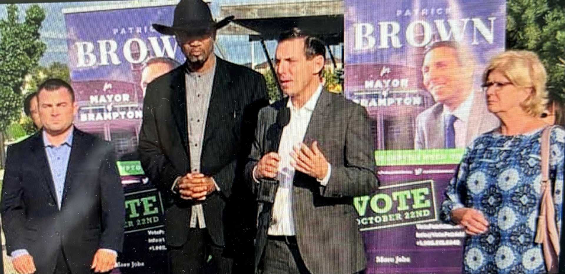 Evangelist Gerry Thompson with Brampton Mayor Patrick Brown